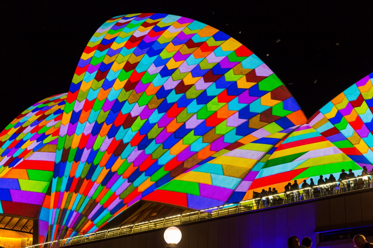 Vivid Sydney 2014 : Lighting of the Sails